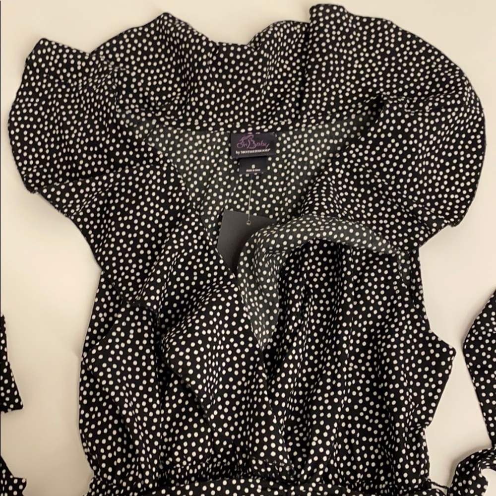 Motherhood Maternity top NWT